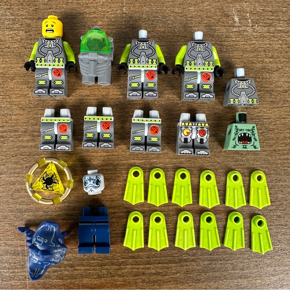 LEGO ATLANTIS DIVER MINIFIGURE PARTS AND PIECES